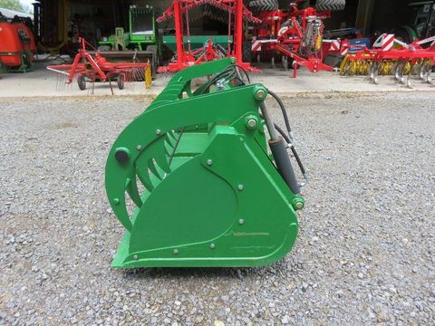 [7455-7117975-3.jpg]