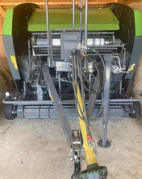 [3186-4404291-3.jpg]