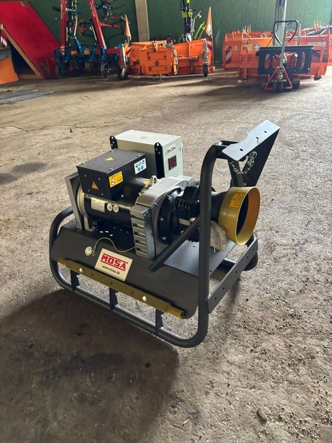 [3186-4429987-8.jpg]