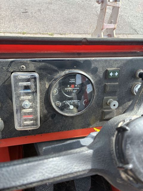 [3186-5812027-4.jpg]