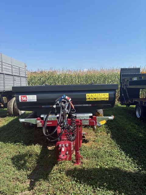 [3186-6081515-7.jpg]