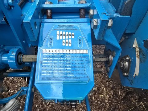 [3186-6091722-7.jpg]