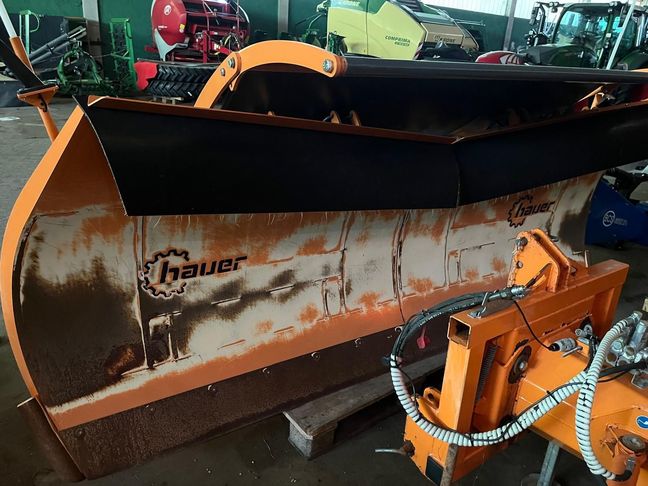 [3186-6409111-0_1.jpg]