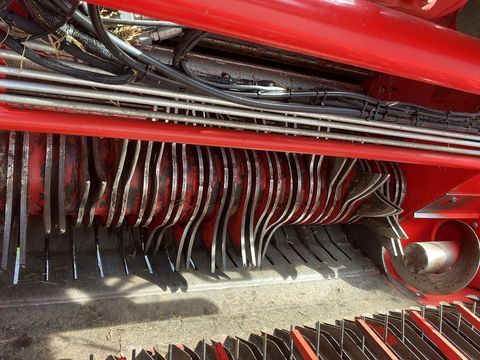 [3186-6757526-8.jpg]