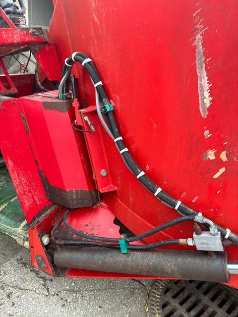 [3186-6903571-16.jpg]