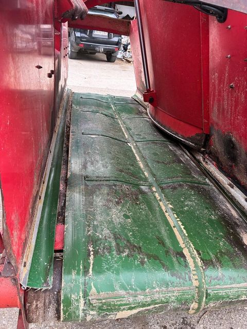 [3186-6903571-18.jpg]