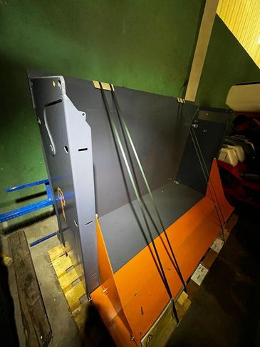 [3186-7579916-0_1.jpg]