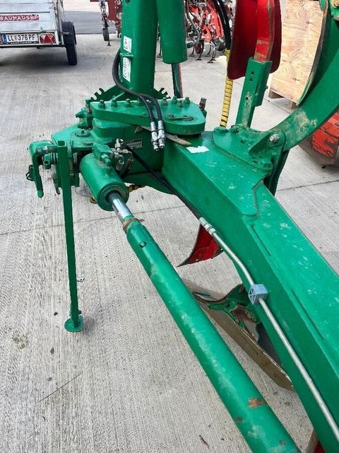 [3213-6320224-7.jpg]