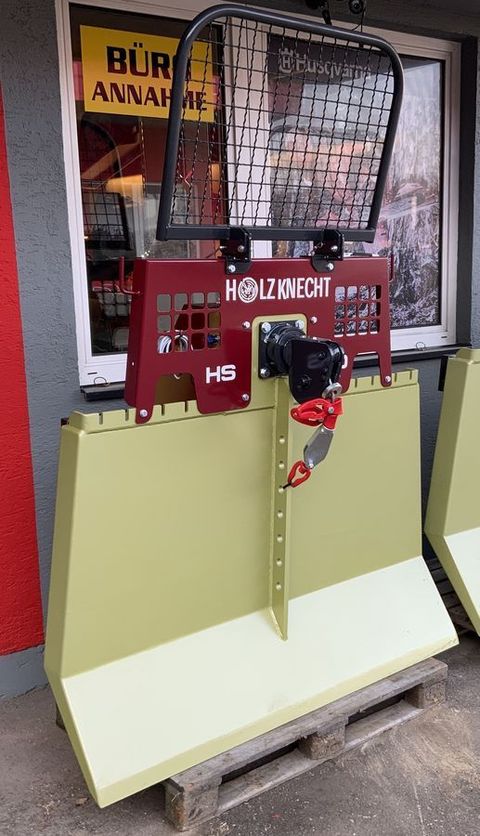 [3216-4081506-0.jpg]