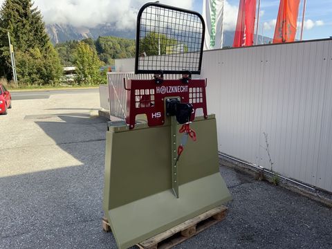 [3216-4081506-4.jpg]