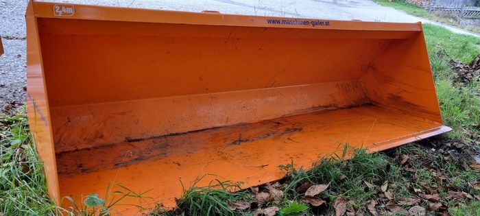 [3216-6256213-0_1.jpg]