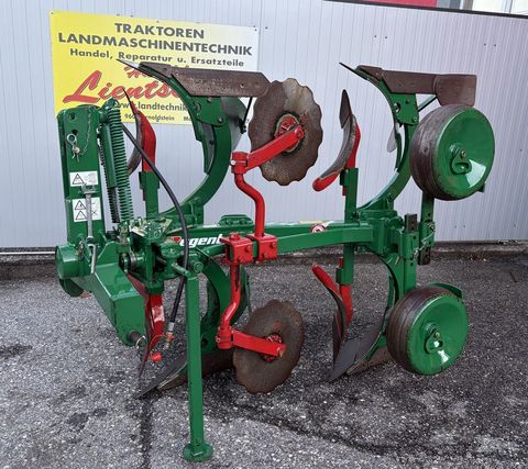 [3216-6484000-6.jpg]