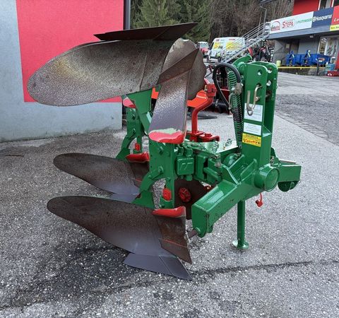 [3216-6484000-7.jpg]