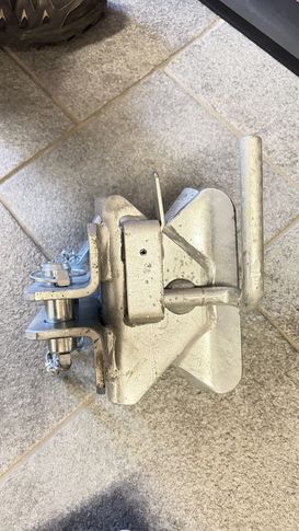 [3216-6724356-0_1.jpg]