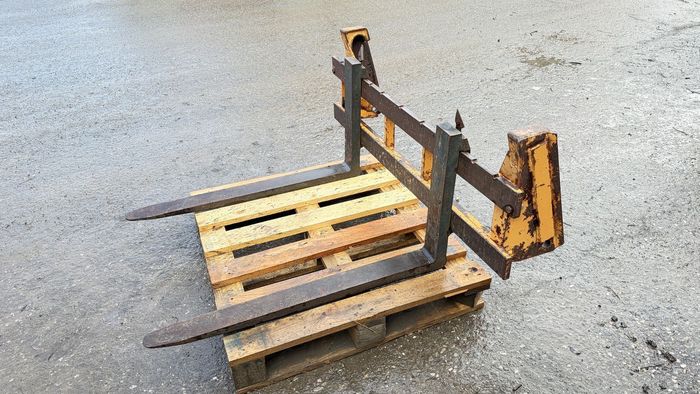 [3216-6746033-0_1.jpg]