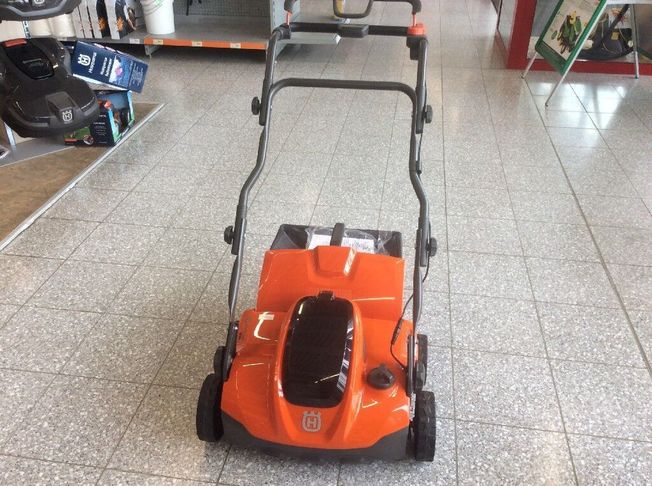 [3229-3056309-0_1.jpg]