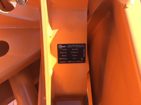 [3229-4494771-5.jpg]