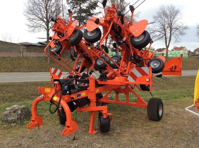 [3229-5877065-0_1.jpg]