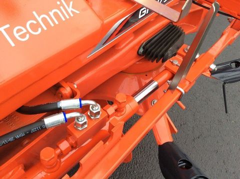 [3229-5877077-6.jpg]