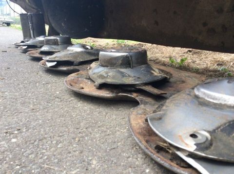 [3229-6107648-8.jpg]