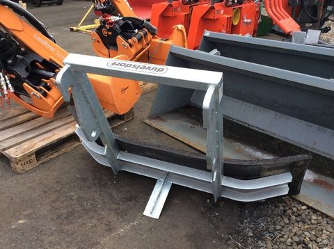 [3229-6492817-5.jpg]