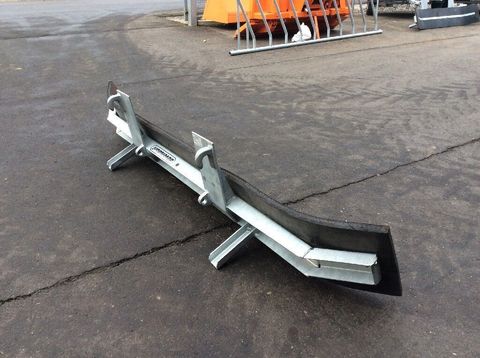 [3229-6492820-6.jpg]