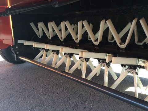 [3229-6731703-7.jpg]