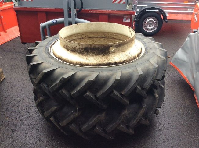 [3229-6857729-0_1.jpg]