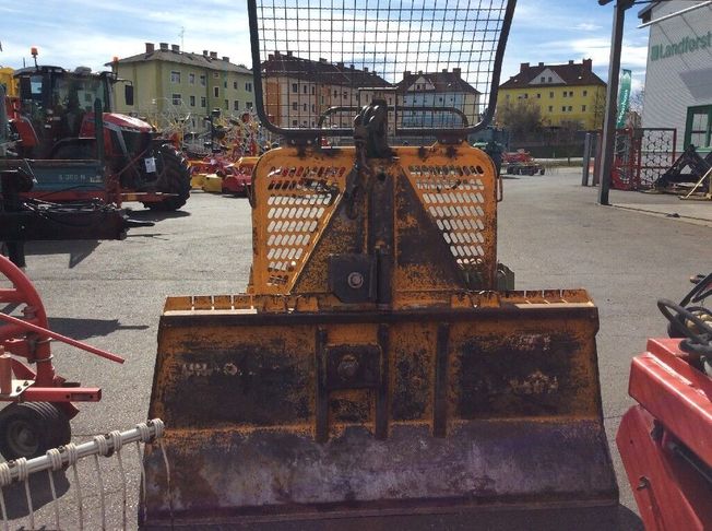 [3229-6911787-0_1.jpg]