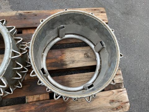 [3244-2069731-2.jpg]