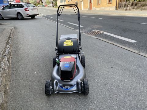 [3244-2363569-5.jpg]