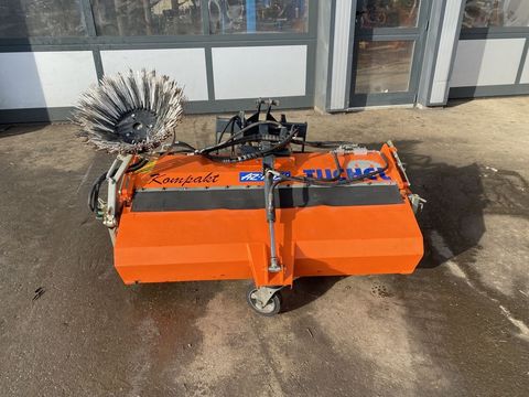 [3244-2976184-1.jpg]