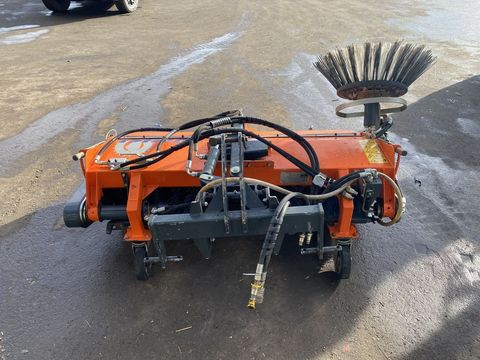 [3244-2976184-4.jpg]