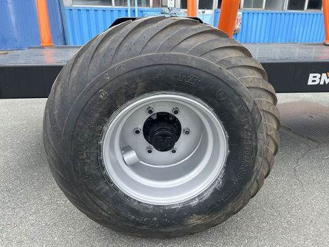 [3244-3087562-14.jpg]