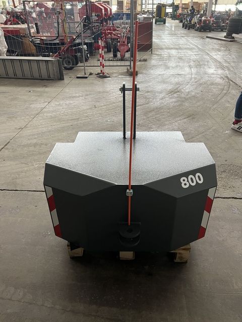 [3244-3395172-1.jpg]