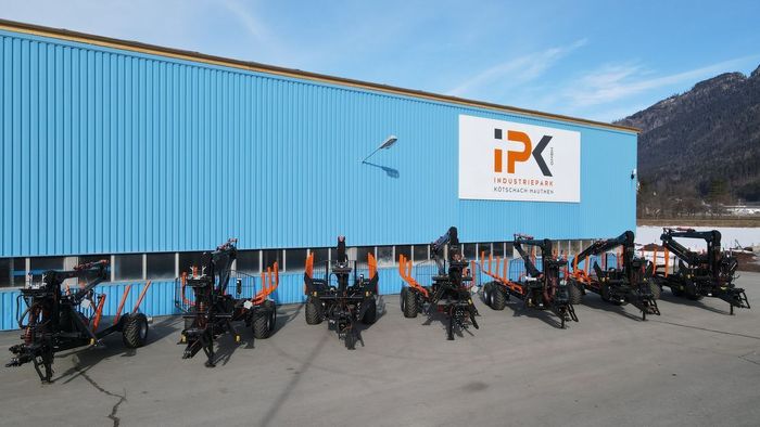 [3244-3472730-0_1.jpg]