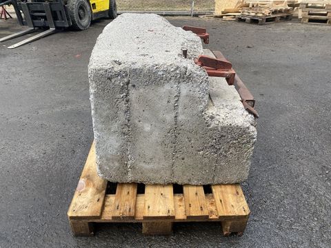 [3244-3496112-4.jpg]