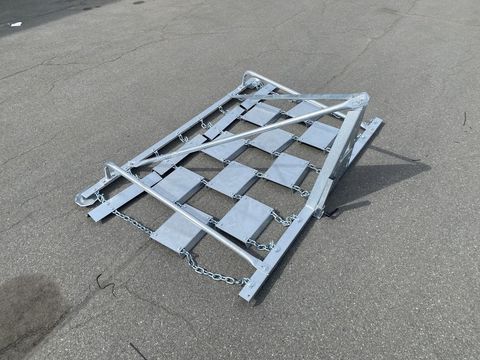 [3244-3555147-6.jpg]