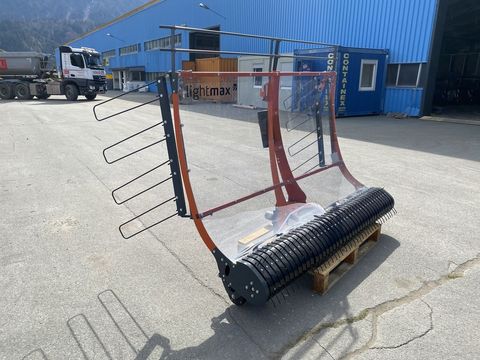 [3244-3575341-8.jpg]