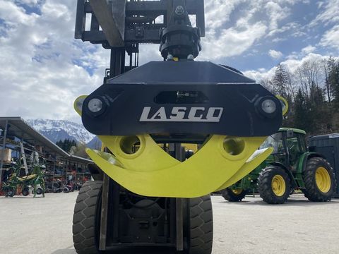 [3244-3587218-15.jpg]