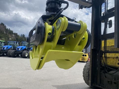 [3244-3587218-16.jpg]