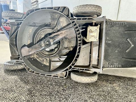 [3244-3683684-10.jpg]