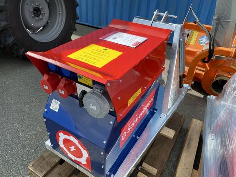 [3244-3863554-2.jpg]