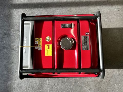 [3244-3918669-8.jpg]
