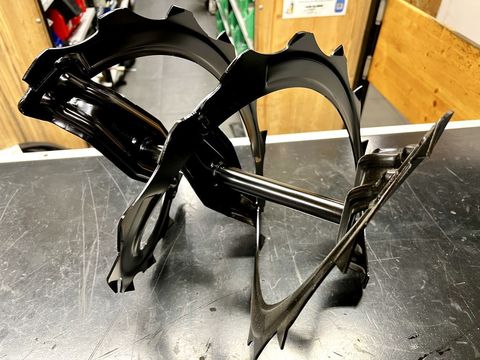 [3244-4092876-6.jpg]