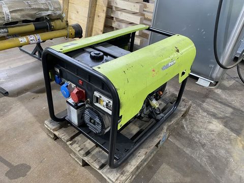 [3244-4134209-9.jpg]