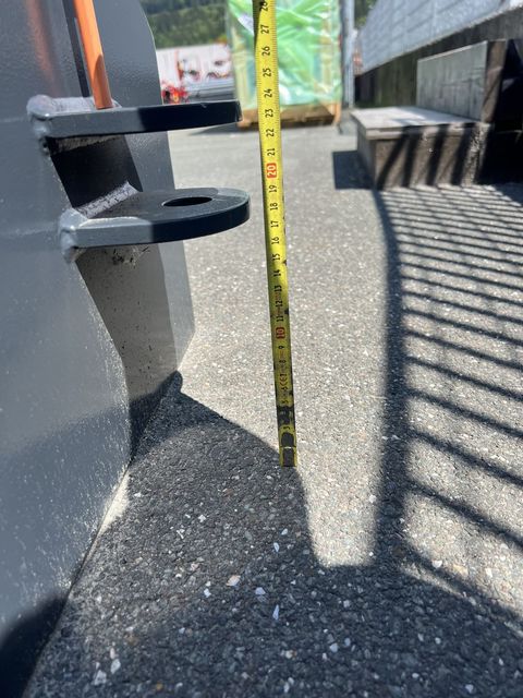 [3244-4204347-16.jpg]