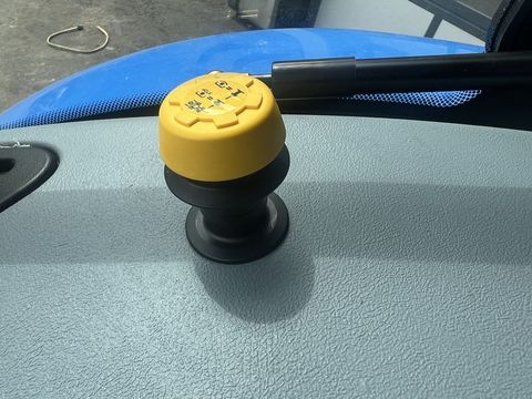 [3244-4241341-16.jpg]