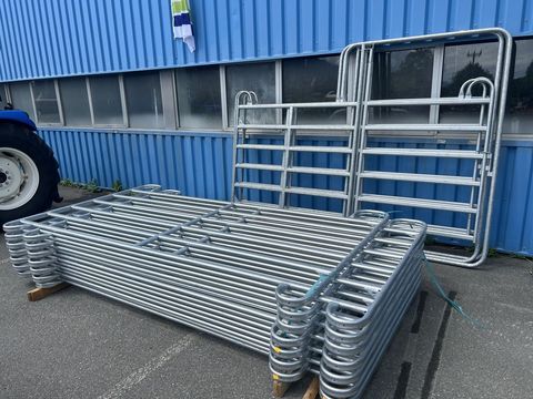 [3244-4281218-0.jpg]