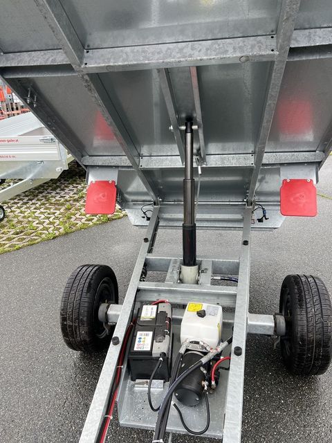 [3244-4291177-17.jpg]